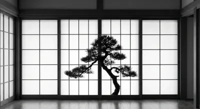 Miniature minimaliste d'un bonsaï devant une paroi Shoji traditionnelle